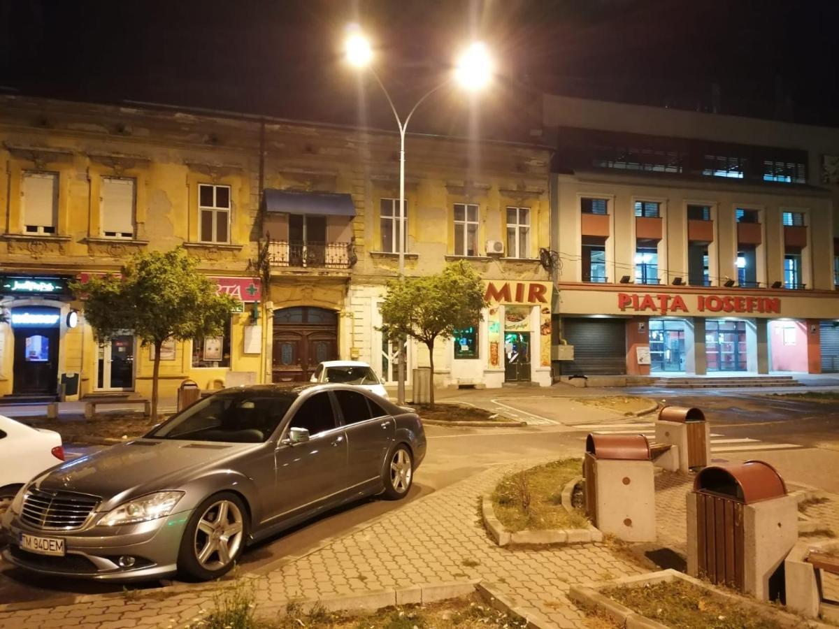 Apartament Josefin Apartment Тимишоара Екстериор снимка